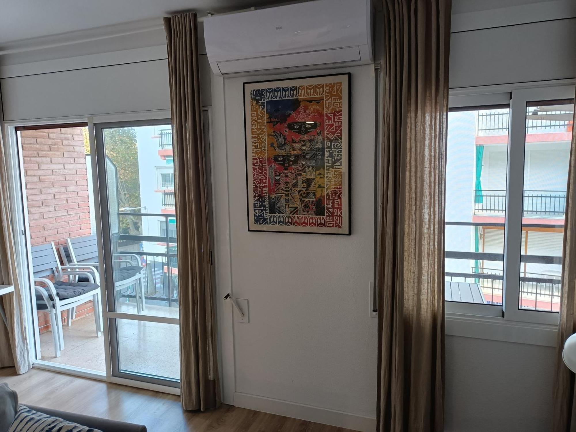 Apartment Ibiza Style Ел Вендрел Екстериор снимка